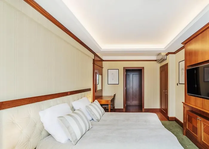 Prestige With Sauna By Grand s